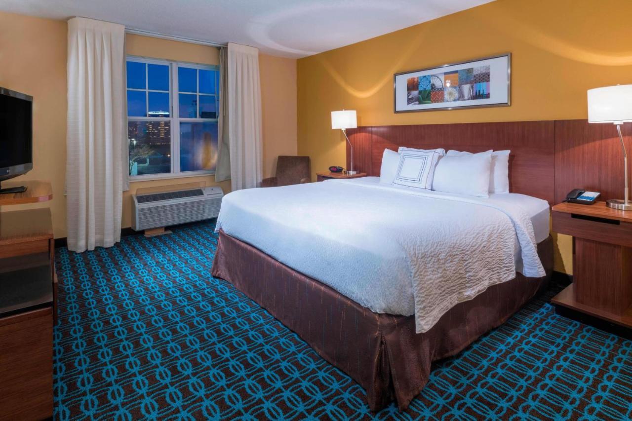 Fairfield Inn Kansas City Downtown/Union Hill מראה חיצוני תמונה